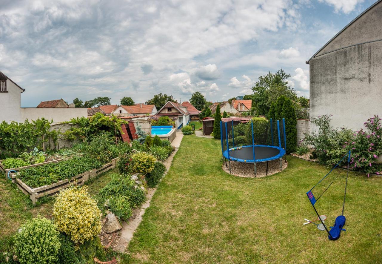 Malovany Dvorecek Dolní Dunajovice 외부 사진